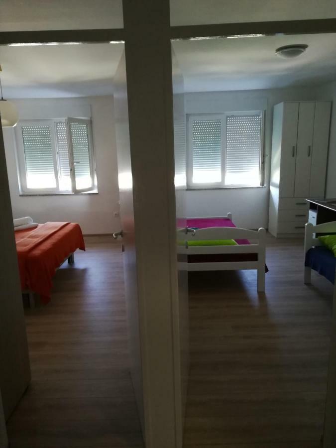 Apartman Tonika Pula Bagian luar foto